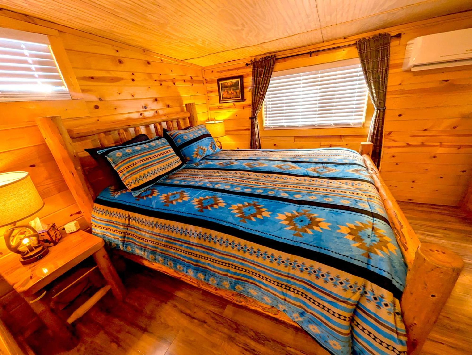 Yellowstone Treasure Guesthouses On The River Гардинер Экстерьер фото