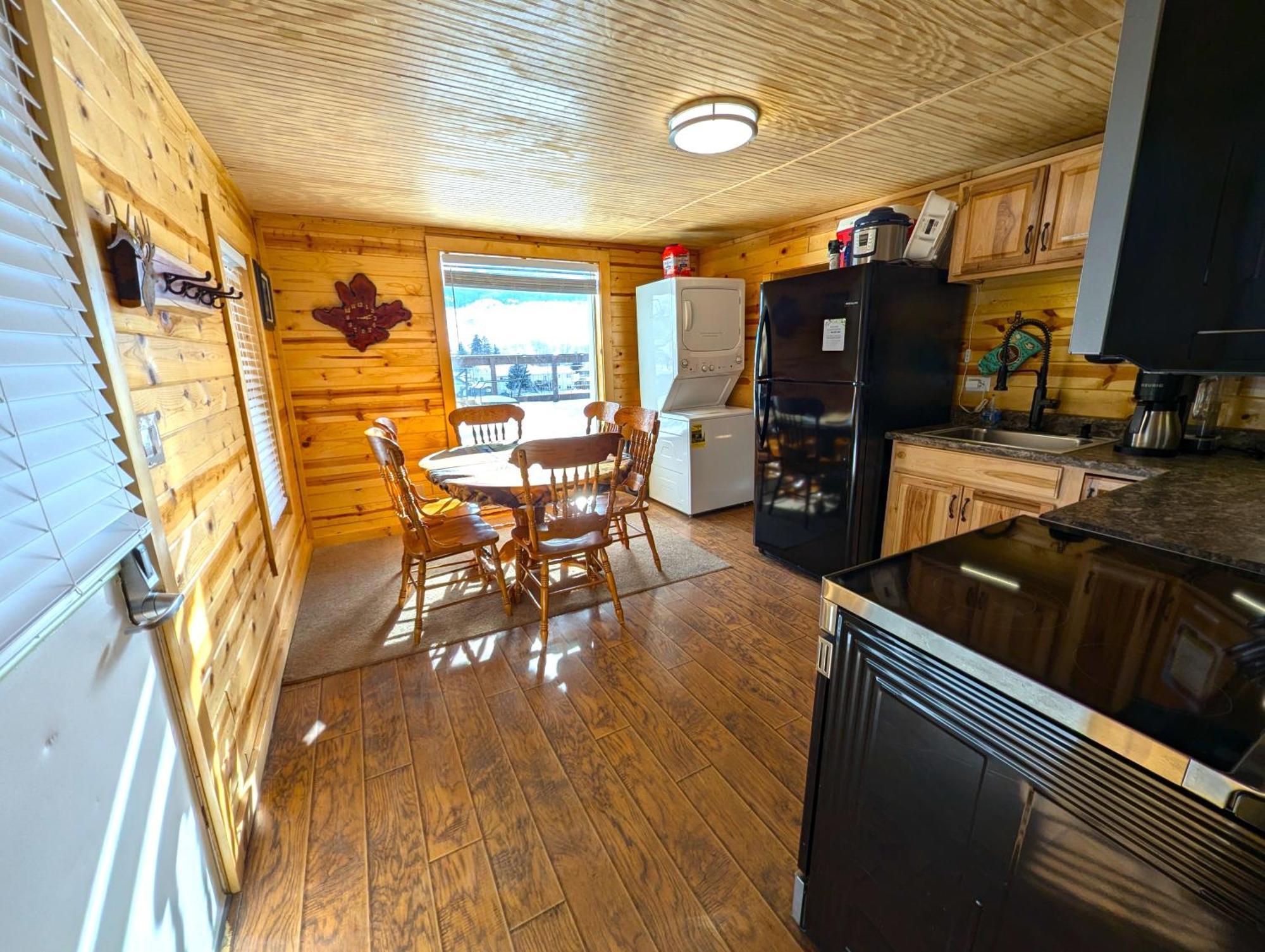 Yellowstone Treasure Guesthouses On The River Гардинер Экстерьер фото
