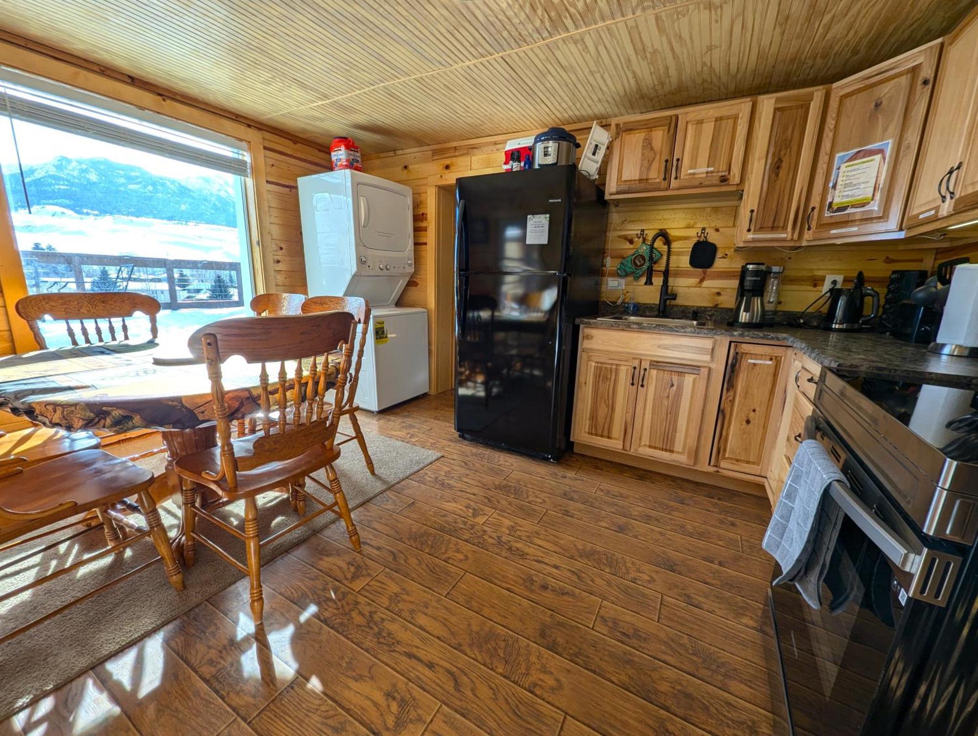 Yellowstone Treasure Guesthouses On The River Гардинер Экстерьер фото